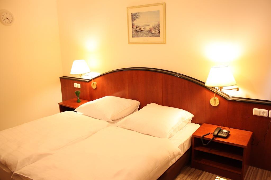 AS Hotel Göttingen Buitenkant foto