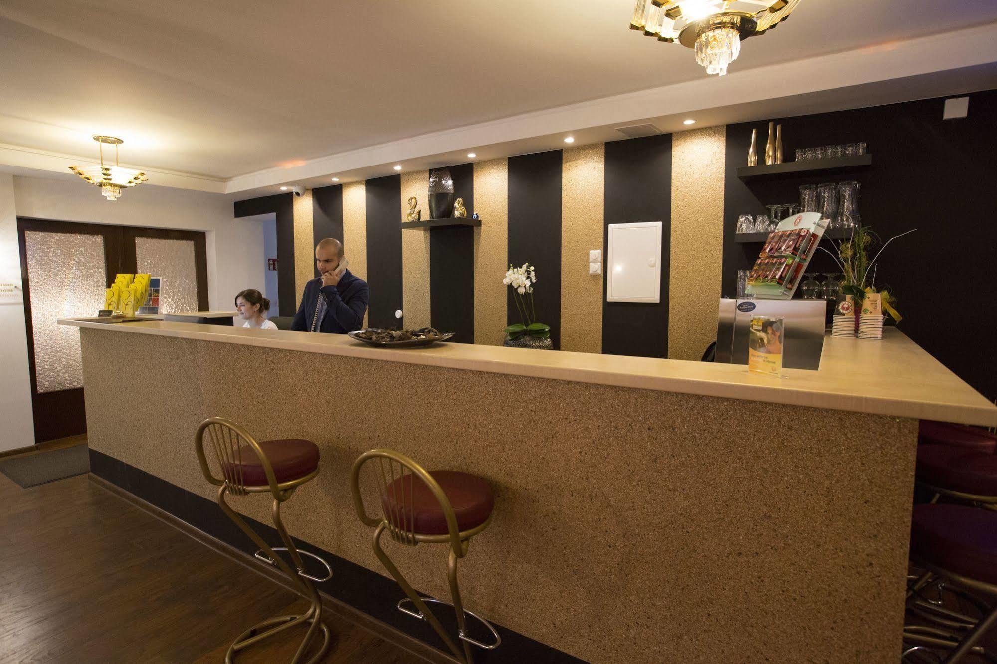 AS Hotel Göttingen Buitenkant foto