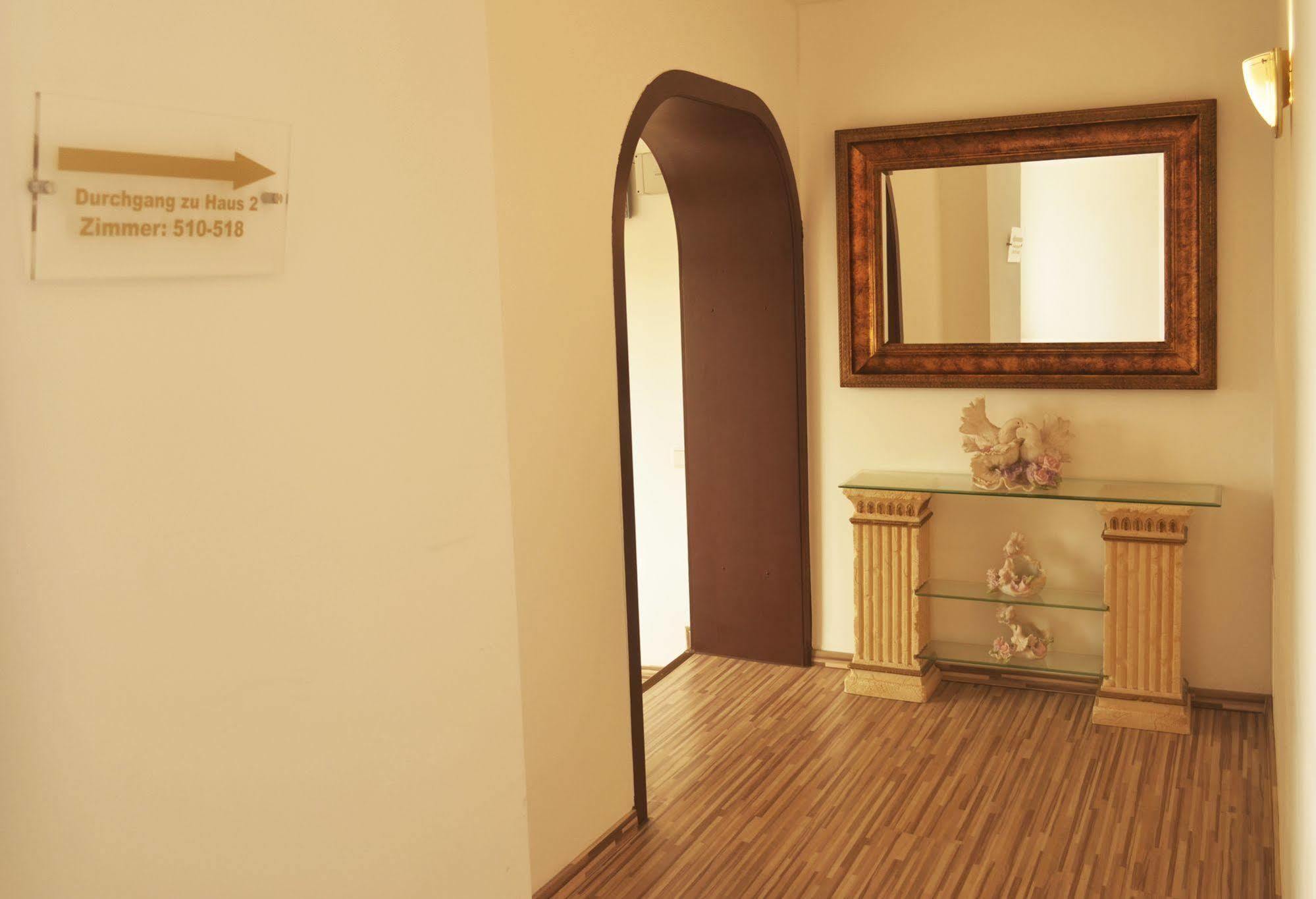 AS Hotel Göttingen Buitenkant foto